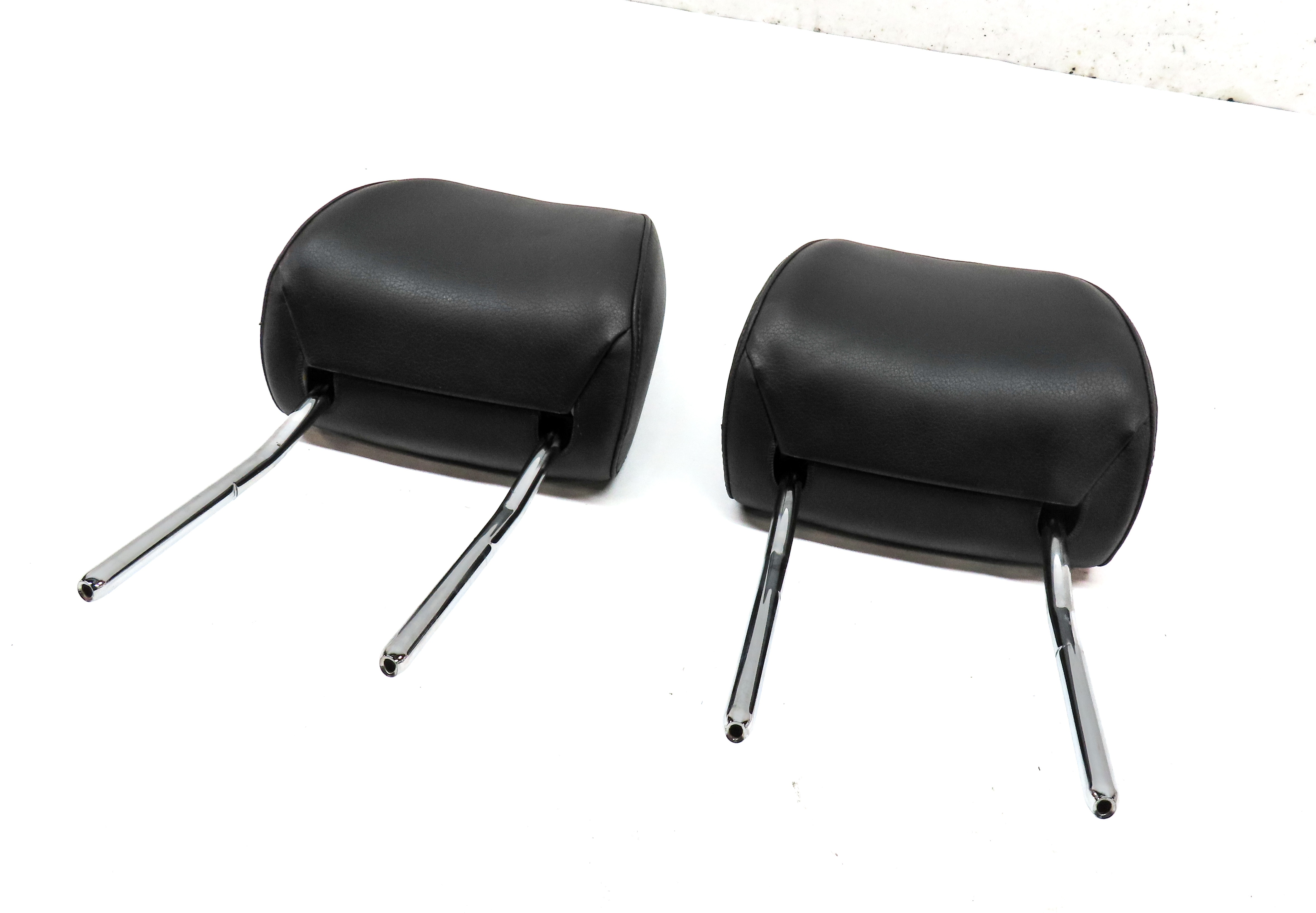 AUDI 15-18 Q3 (13-17 Q5 SQ5) FRONT LEFT & RIGHT SEAT HEADREST SET 2 (Black) — exact item pictured